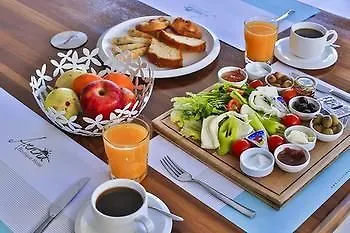 Otel Arnna 2*