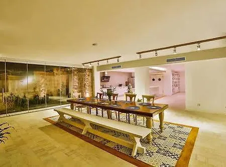 Arnna Hotel 2*